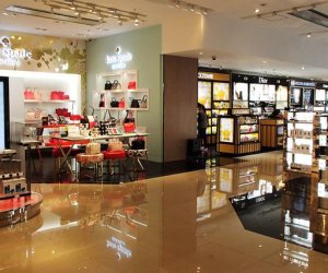 赴日本免稅店、酒店工作人員